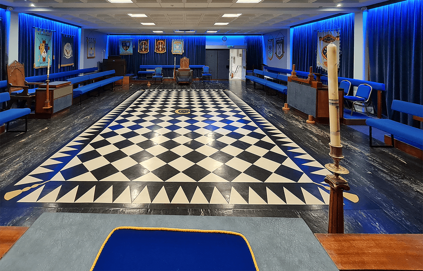 Lodge room image